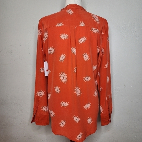 NWT Equipment Ava Clean with Contrast Silk Blouse in Spicy Orange Size Medium - Picture 5 of 13